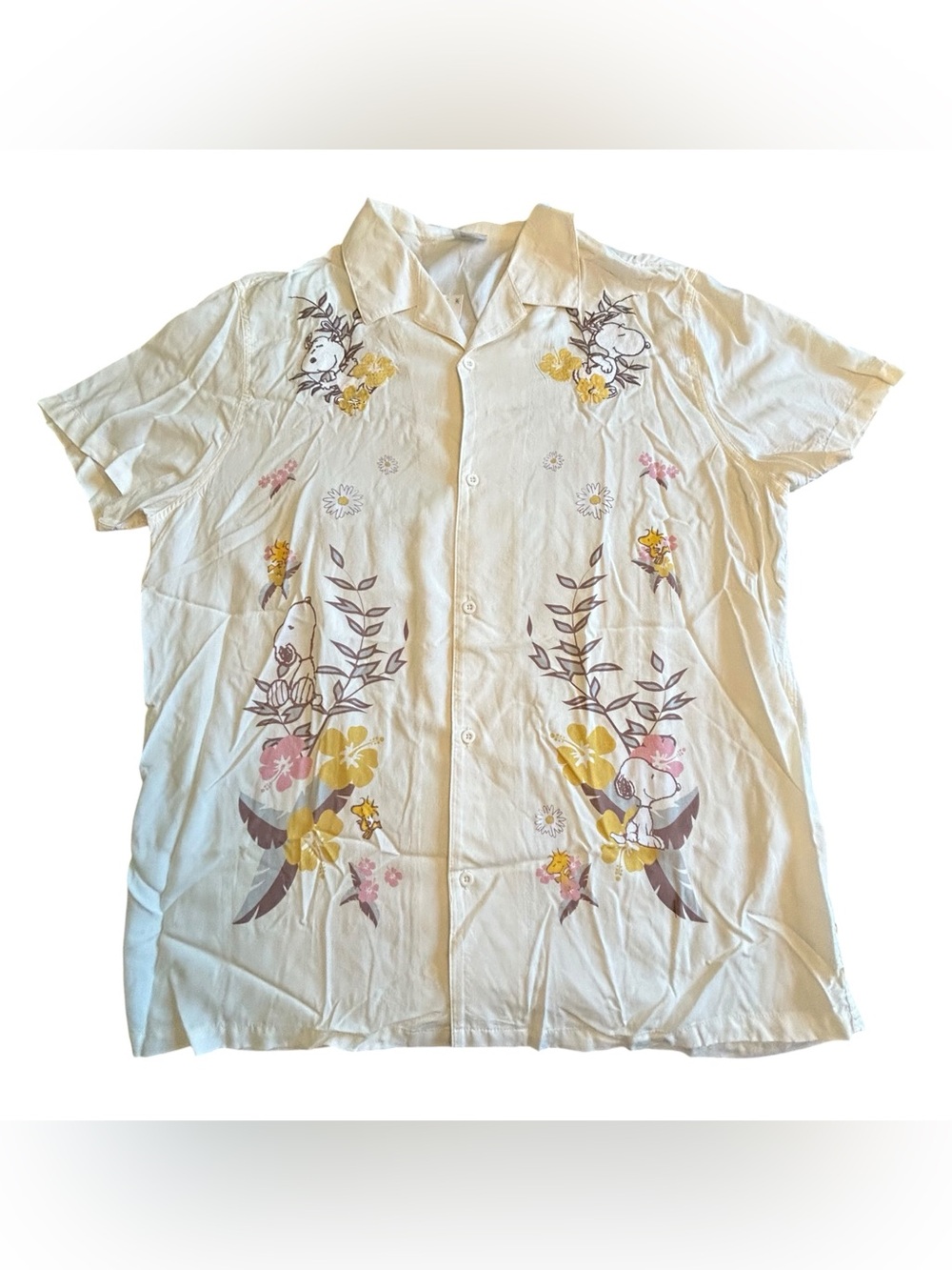 Peanuts Cream Short-Sleeve Button-Down Shirt with Yellow and Pink Floral Accents